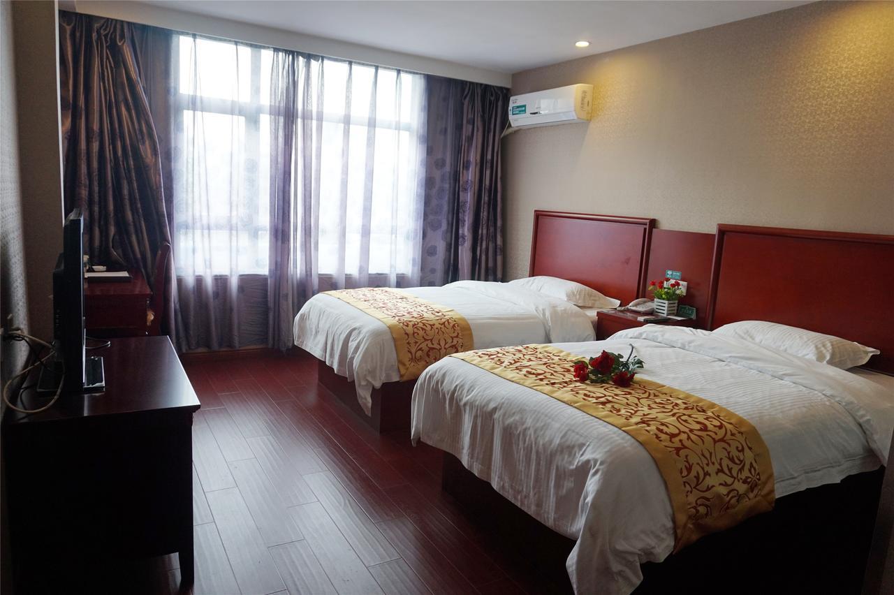 Greentree Inn Yunnan Lijiang Qixing Street Express Hotel Екстер'єр фото